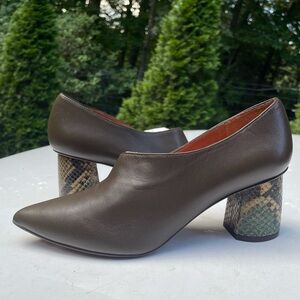 New Chie Mihara Leather Pumps Size 36